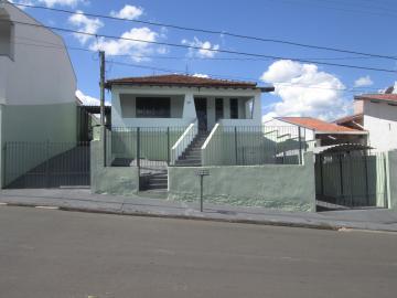 Alugar Casa / Padrão em São João da Boa Vista. apenas R$ 950.000,00