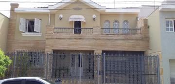 Alugar Casa / Padrão em São João da Boa Vista. apenas R$ 850.000,00