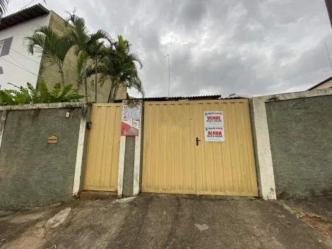 Alugar Casa / Padrão em São João da Boa Vista. apenas R$ 1.700,00