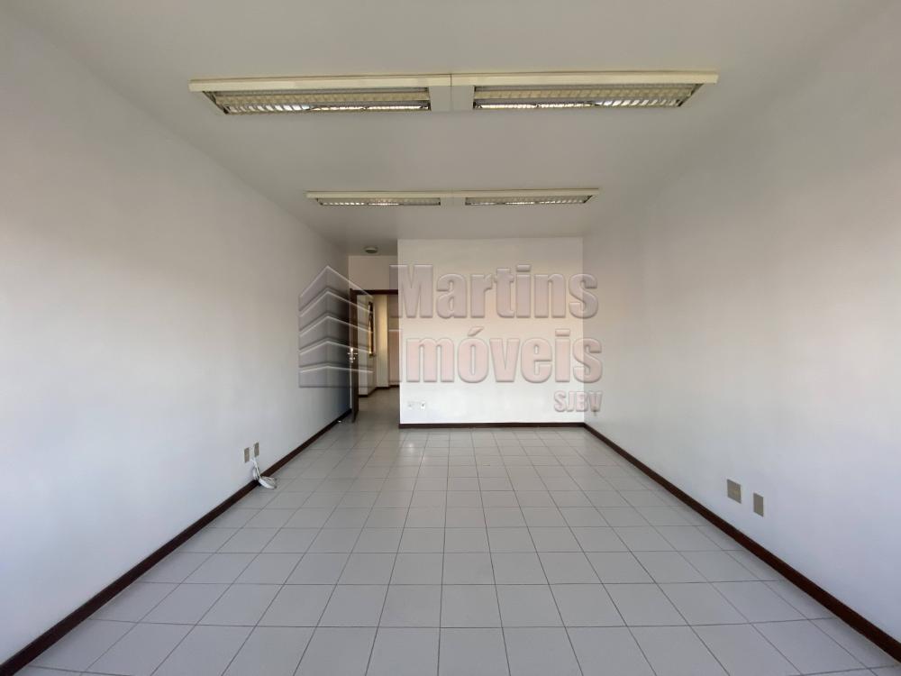 Alugar Comercial / Sala Escritório em Condomínio em São João da Boa Vista R$ 1.300,00 - Foto 5