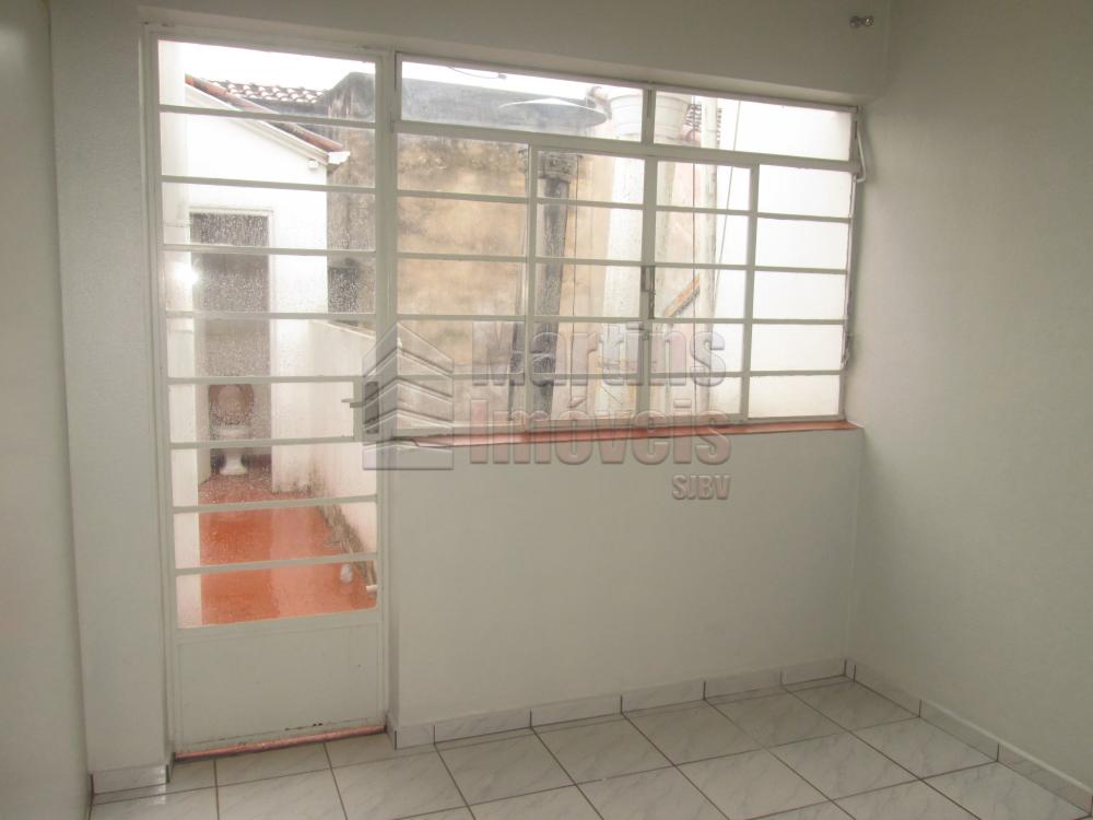 Alugar Comercial / Sala Escritório em Condomínio em São João da Boa Vista R$ 450,00 - Foto 2
