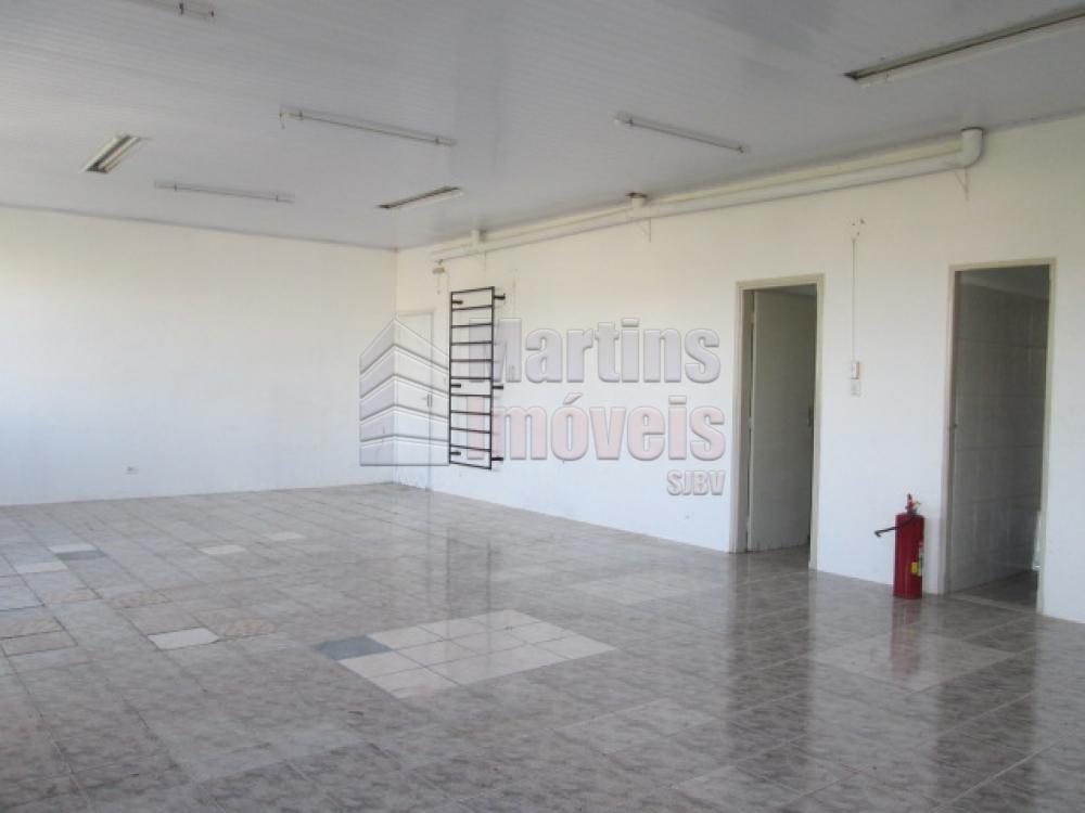 Alugar Comercial / Ponto Comercial em São João da Boa Vista R$ 2.000,00 - Foto 4