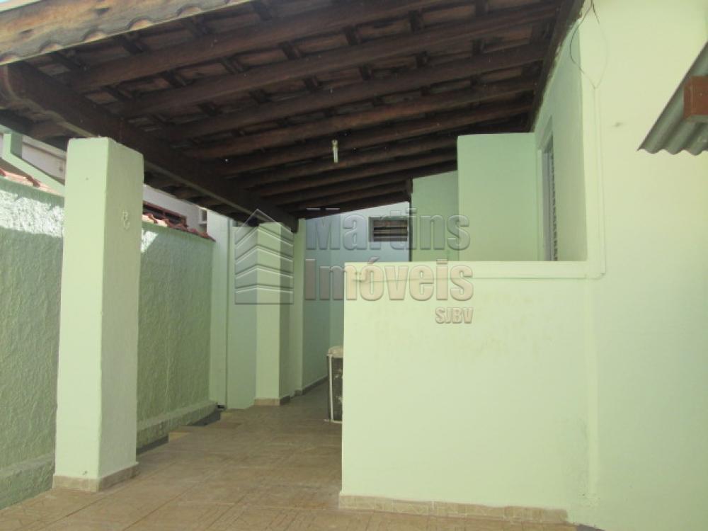 Alugar Casa / Padrão em São João da Boa Vista R$ 1.300,00 - Foto 4