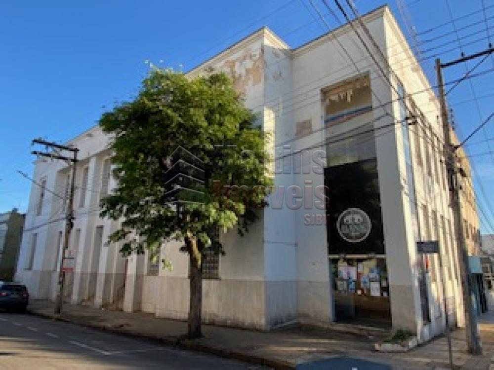 Alugar Comercial / Ponto Comercial em São João da Boa Vista R$ 20.000,00 - Foto 1