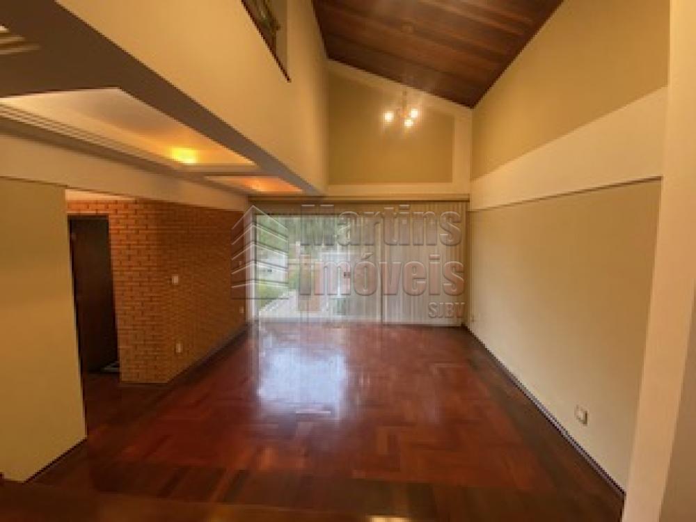 Comprar Casa / Padrão em São João da Boa Vista R$ 930.000,00 - Foto 2