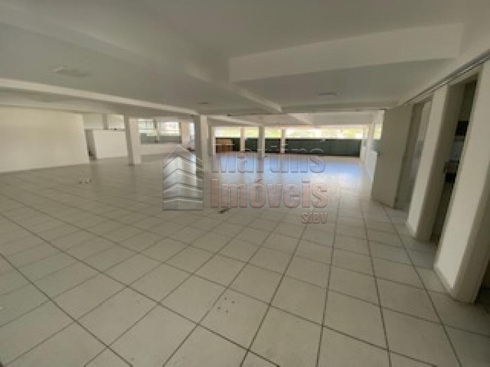 Alugar Comercial / Ponto Comercial em São João da Boa Vista R$ 6.500,00 - Foto 3