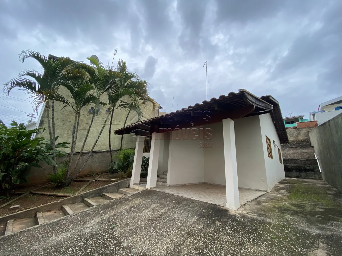 Alugar Casa / Padrão em São João da Boa Vista R$ 1.700,00 - Foto 4