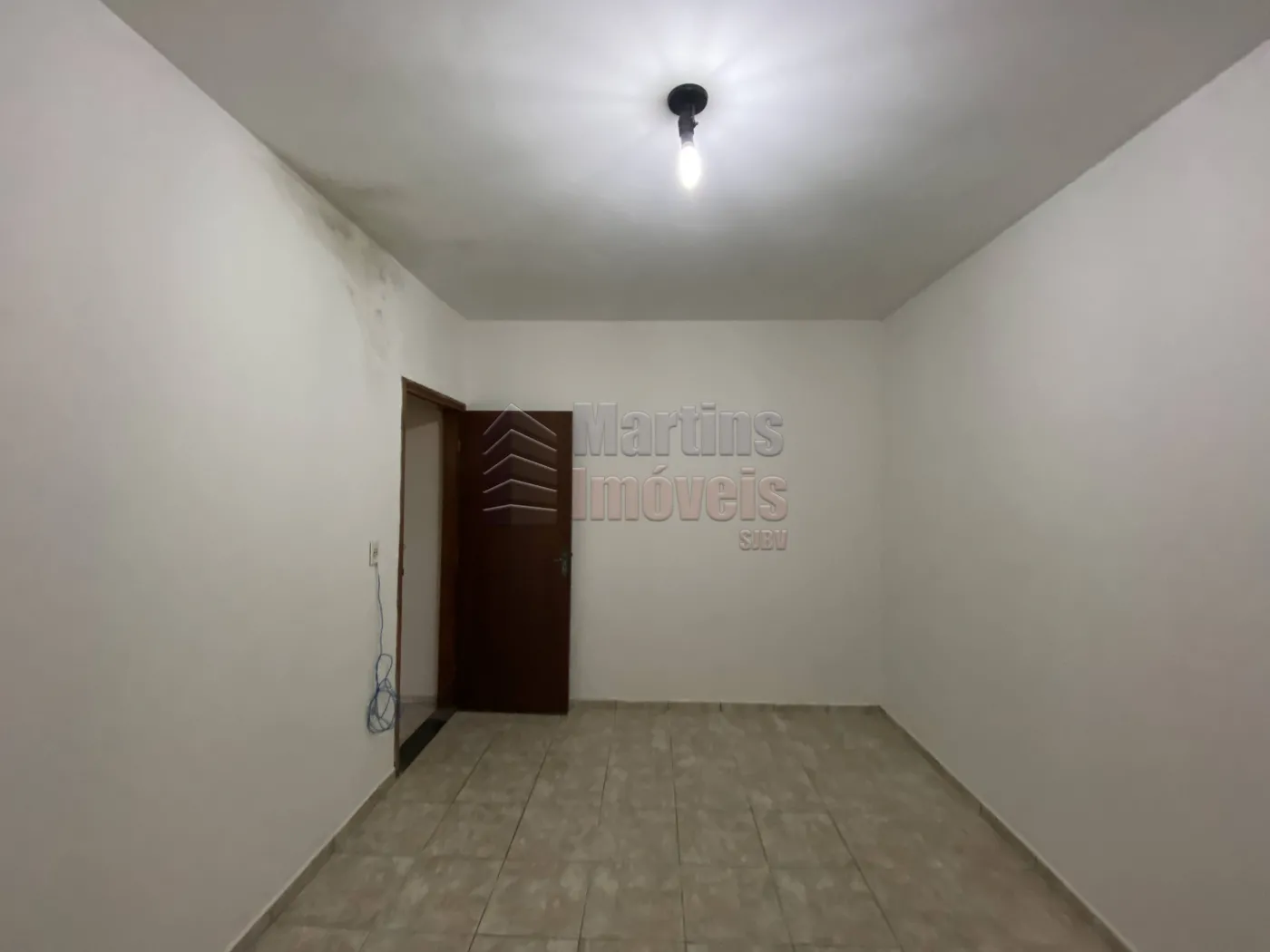 Alugar Casa / Padrão em São João da Boa Vista R$ 1.700,00 - Foto 11