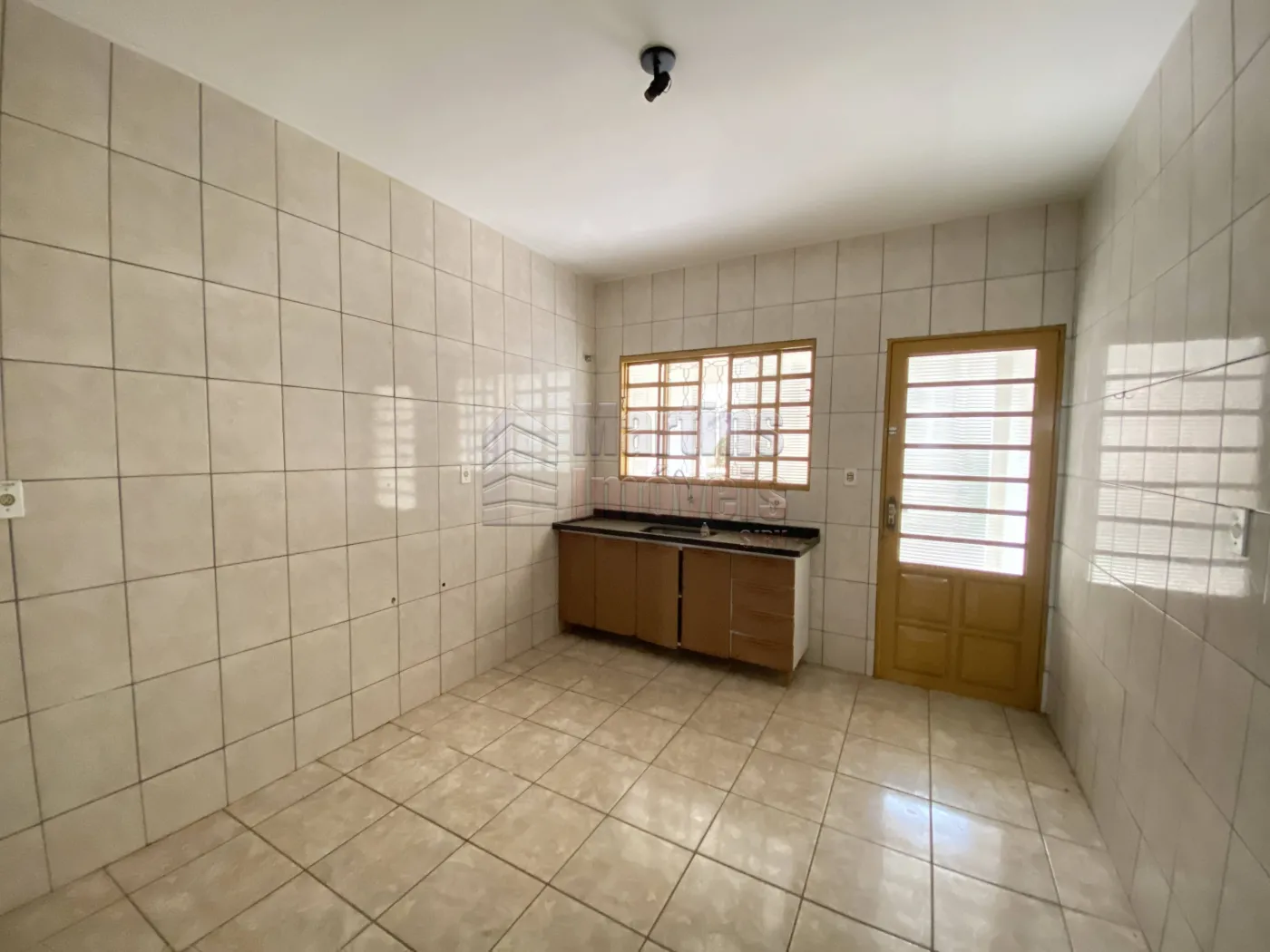 Alugar Casa / Padrão em São João da Boa Vista R$ 1.700,00 - Foto 12