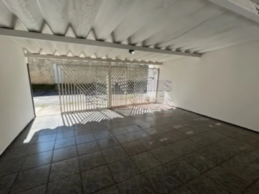 Alugar Casa / Padrão em São João da Boa Vista R$ 2.000,00 - Foto 3