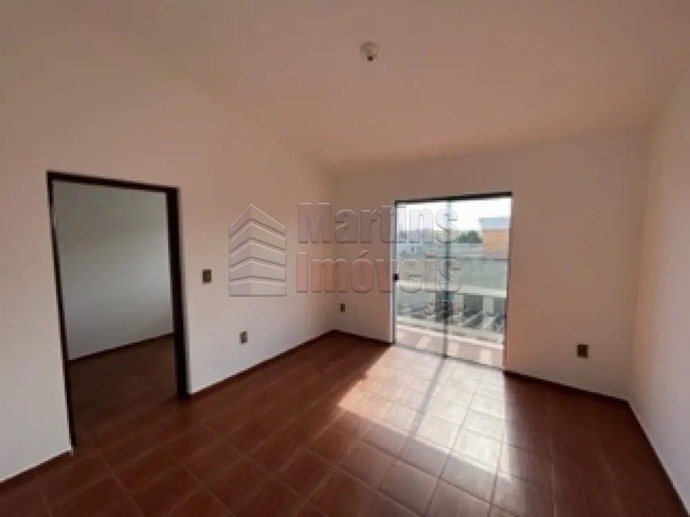 Alugar Casa / Padrão em São João da Boa Vista R$ 2.000,00 - Foto 12