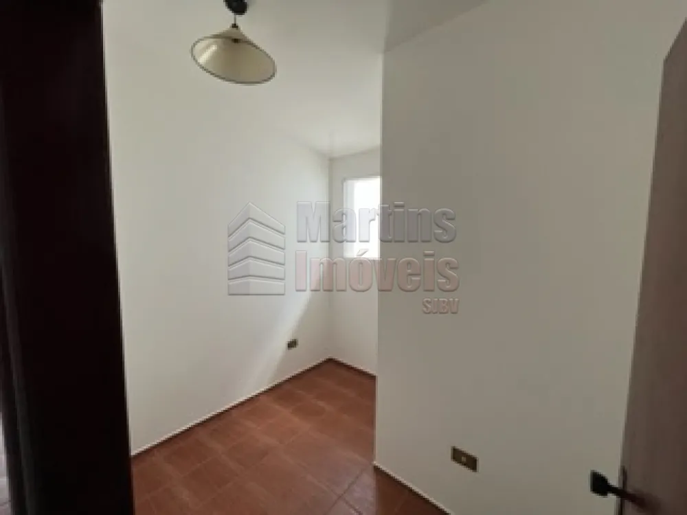 Alugar Casa / Padrão em São João da Boa Vista R$ 2.000,00 - Foto 14
