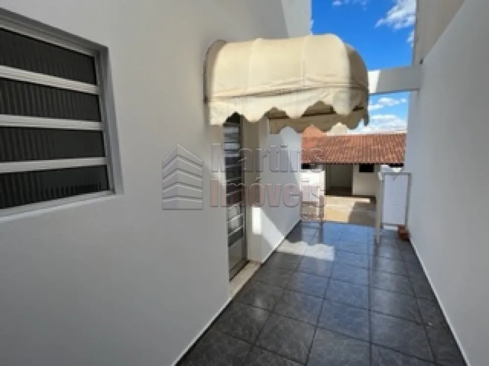 Alugar Casa / Padrão em São João da Boa Vista R$ 2.000,00 - Foto 17