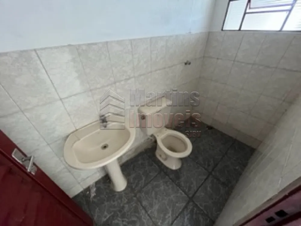Alugar Casa / Padrão em São João da Boa Vista R$ 2.000,00 - Foto 25