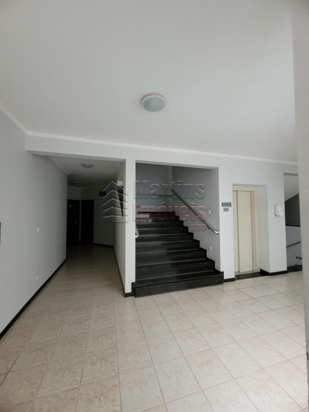 Alugar Apartamento / Padrão em São João da Boa Vista R$ 2.000,00 - Foto 3