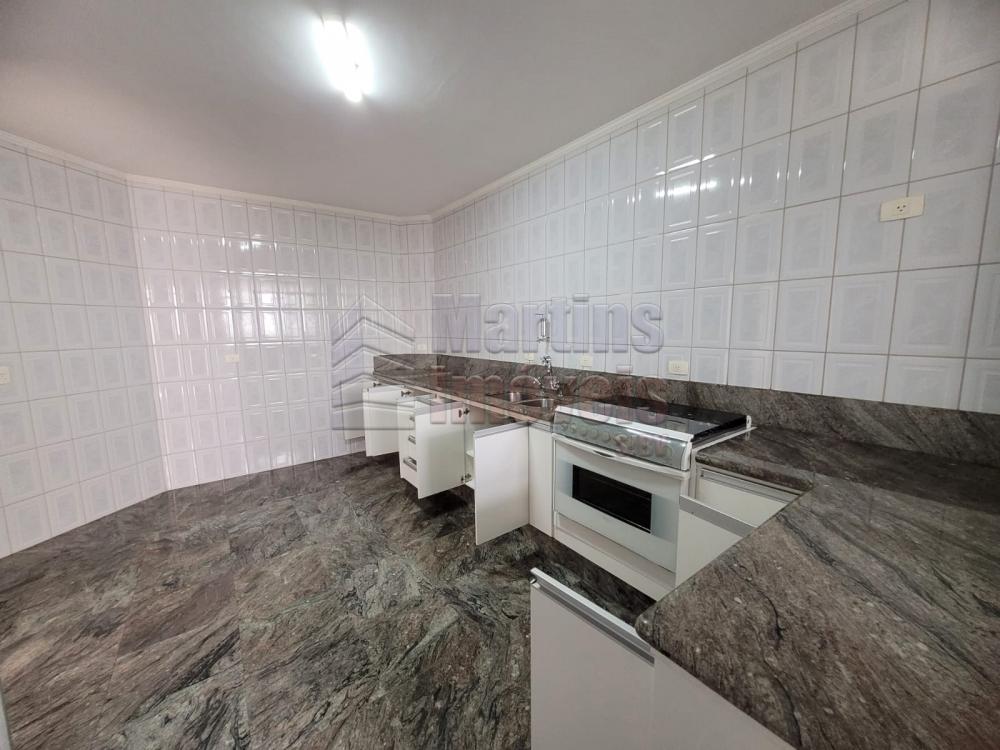 Alugar Apartamento / Padrão em São João da Boa Vista R$ 2.000,00 - Foto 15