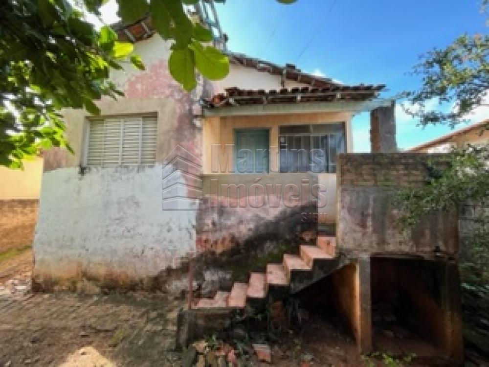 Comprar Casa / Padrão em São João da Boa Vista R$ 90.000,00 - Foto 3