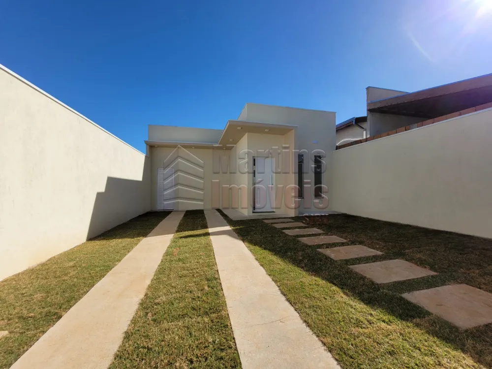 Comprar Casa / Padrão em São João da Boa Vista R$ 360.000,00 - Foto 2