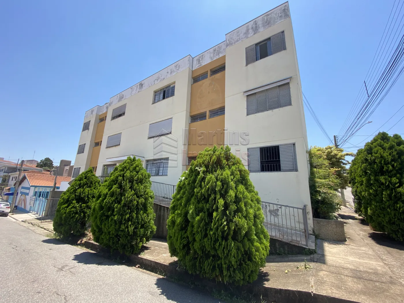 Alugar Apartamento / Sobreloja em São João da Boa Vista R$ 1.400,00 - Foto 1