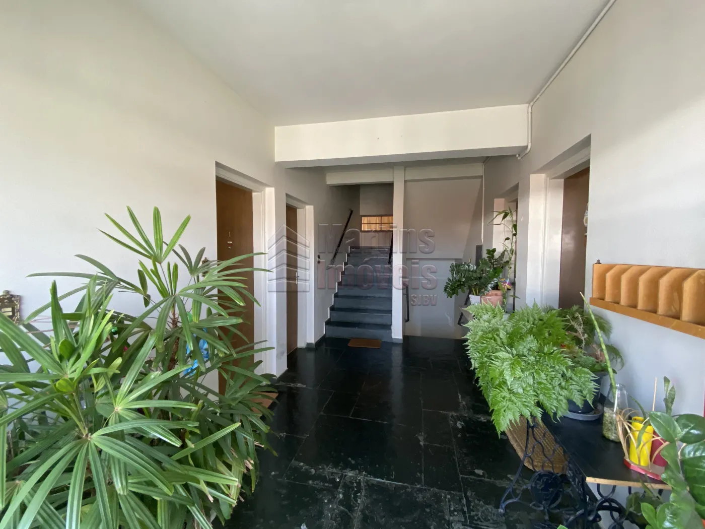 Alugar Apartamento / Sobreloja em São João da Boa Vista R$ 1.400,00 - Foto 2
