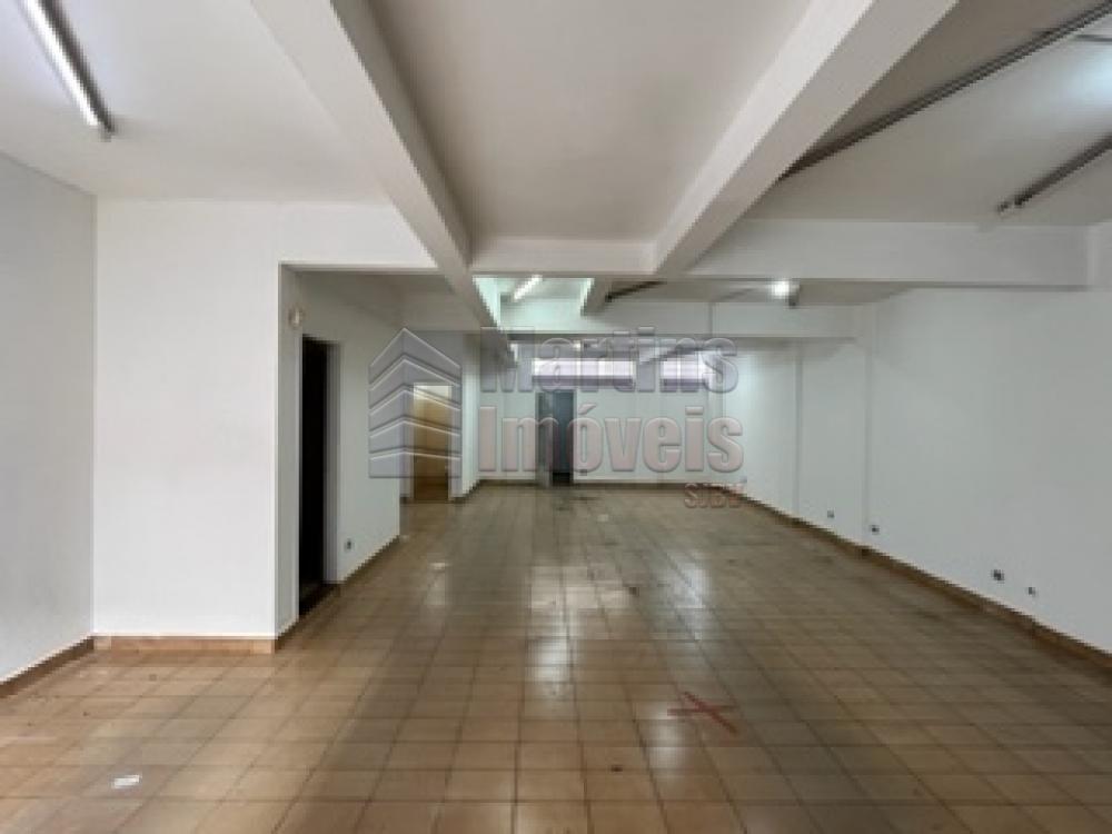 Alugar Comercial / Ponto Comercial em São João da Boa Vista R$ 3.900,00 - Foto 2