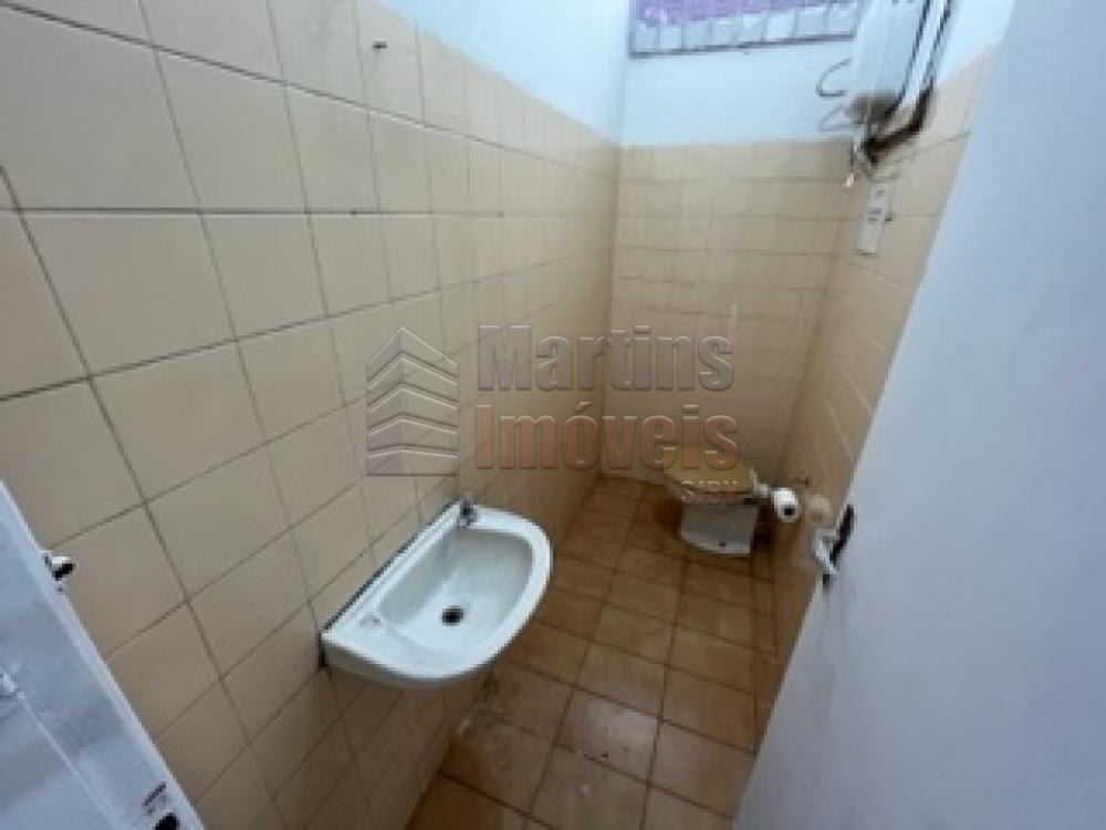 Alugar Comercial / Ponto Comercial em São João da Boa Vista R$ 3.900,00 - Foto 7