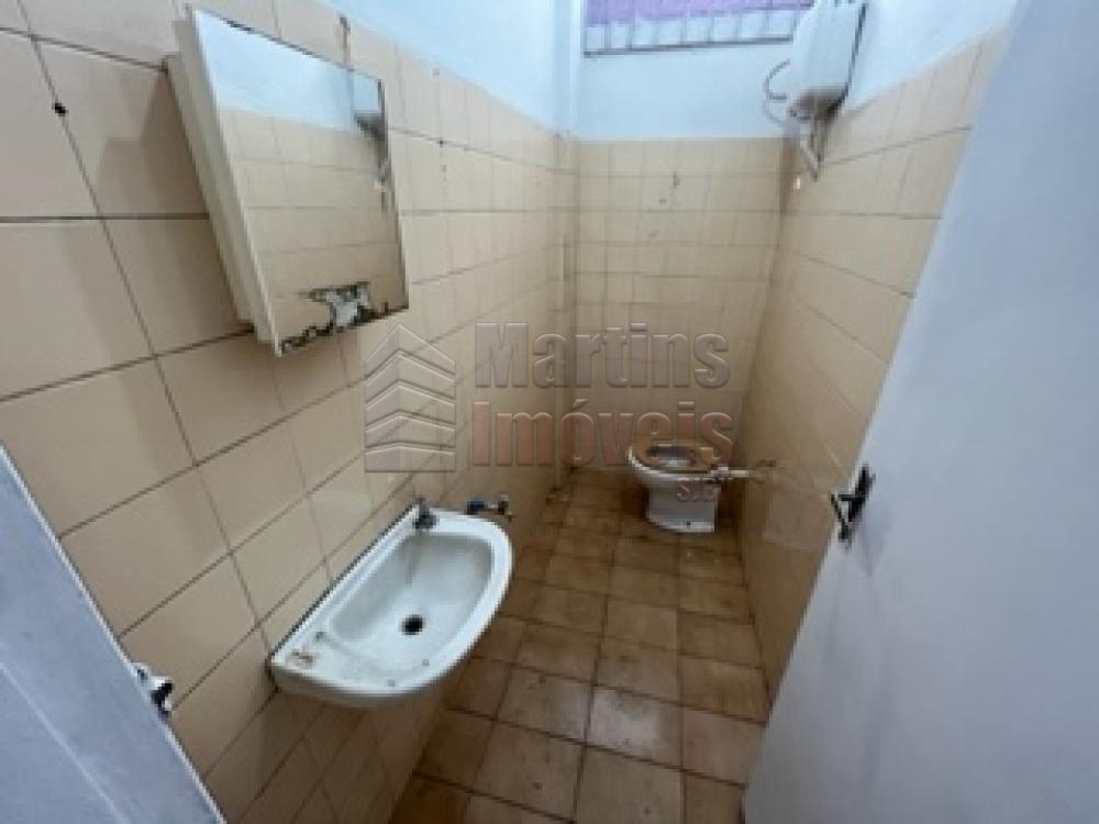 Alugar Comercial / Ponto Comercial em São João da Boa Vista R$ 3.900,00 - Foto 8