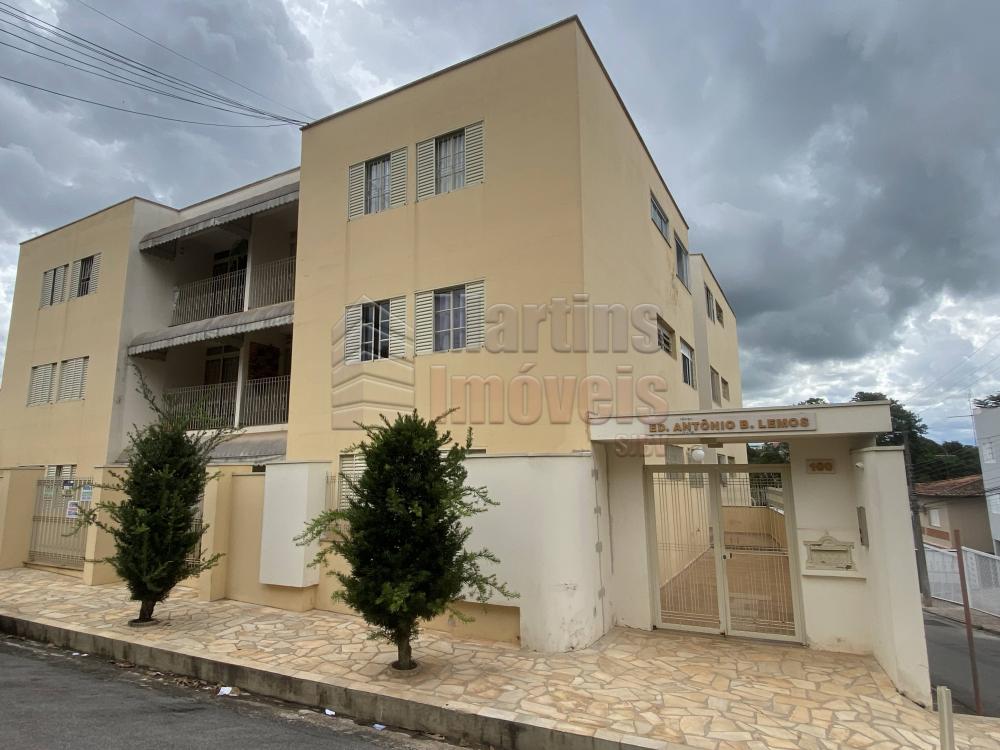 Alugar Apartamento / Padrão em São João da Boa Vista R$ 612,00 - Foto 1