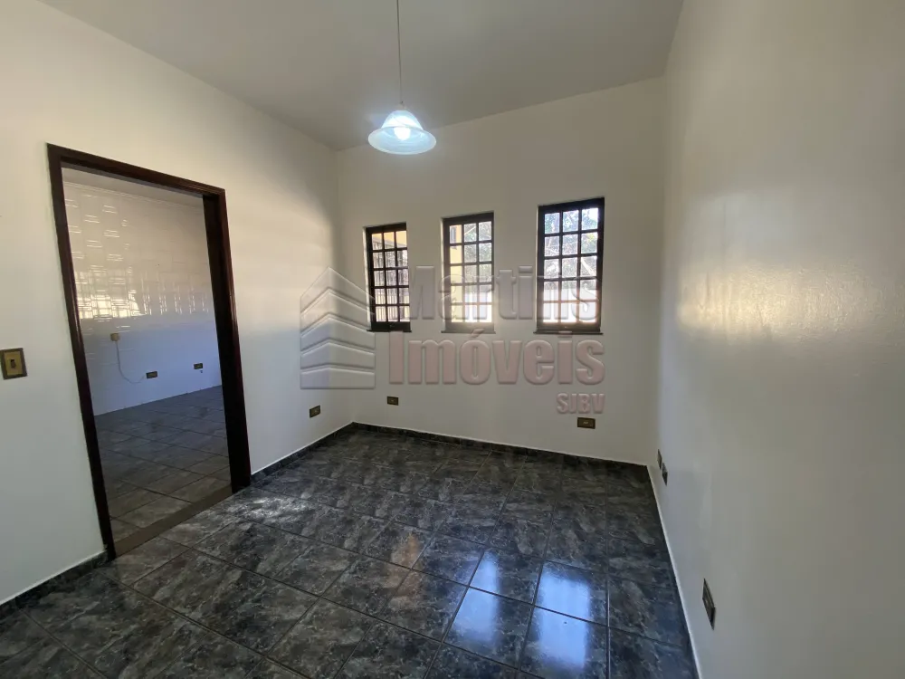 Alugar Casa / Padrão em São João da Boa Vista R$ 2.000,00 - Foto 15