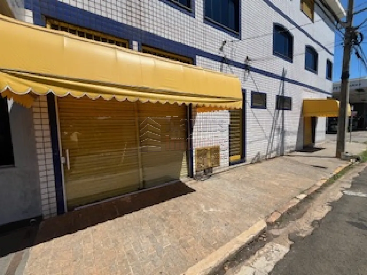 Alugar Comercial / Ponto Comercial em São João da Boa Vista R$ 2.800,00 - Foto 2