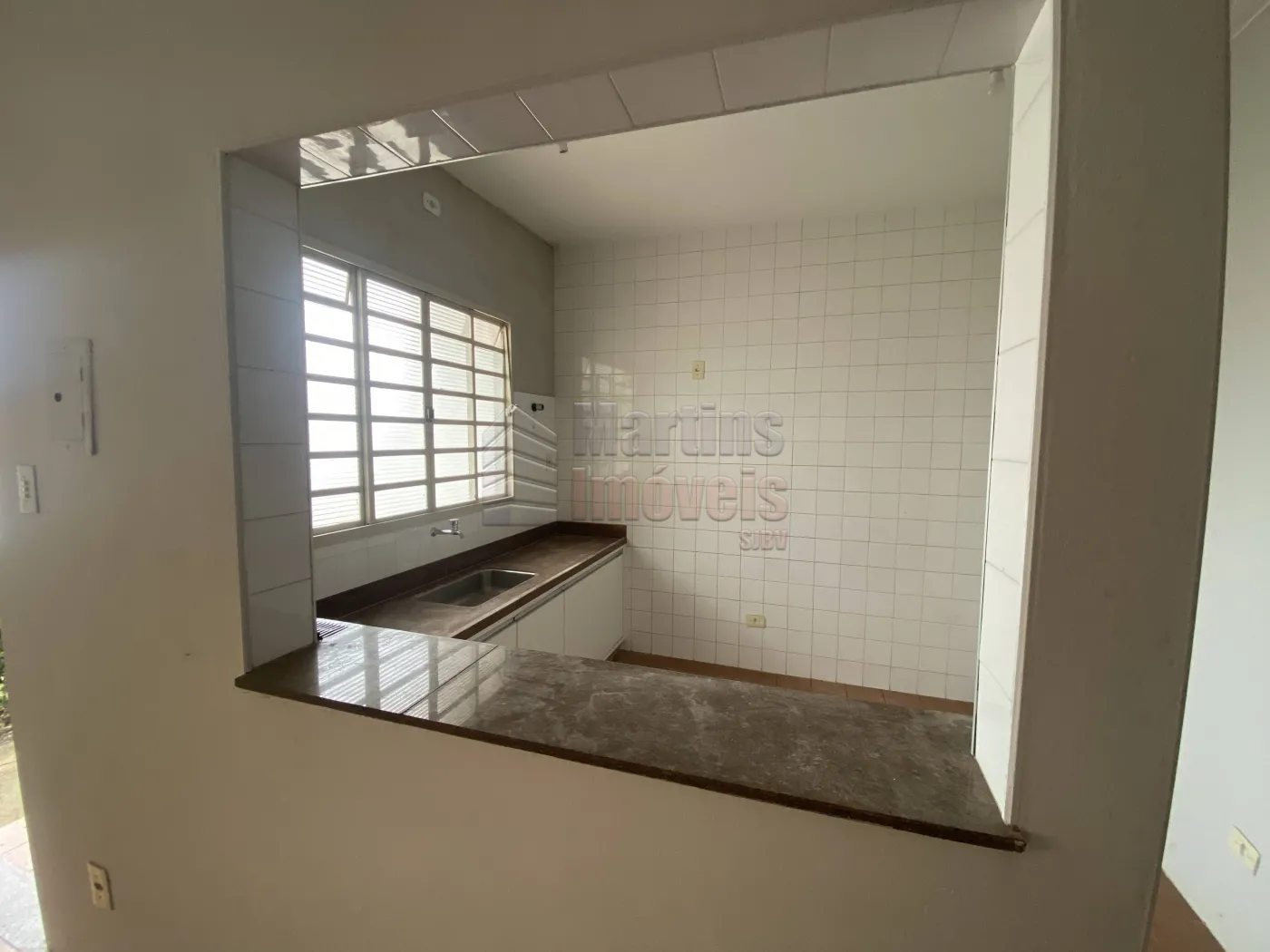 Alugar Casa / Padrão em São João da Boa Vista R$ 1.050,00 - Foto 9