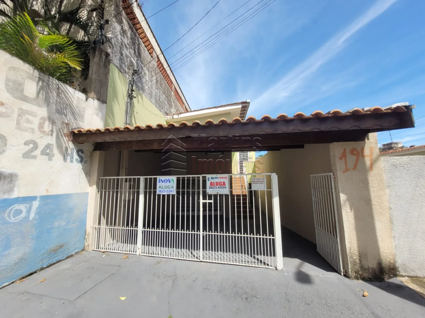 Alugar Casa / Padrão em São João da Boa Vista R$ 1.000,00 - Foto 1