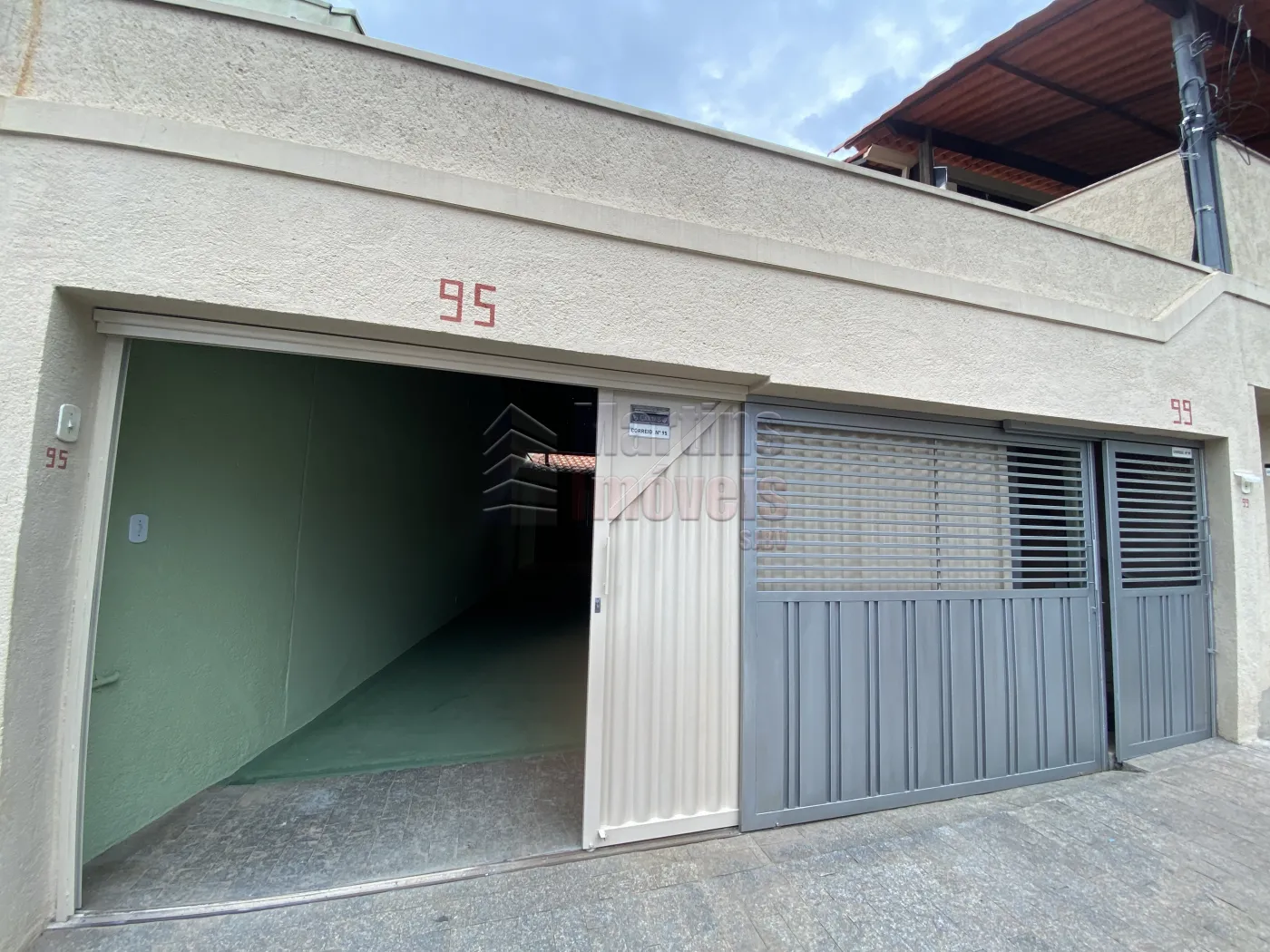 Alugar Casa / Padrão em São João da Boa Vista R$ 1.400,00 - Foto 1