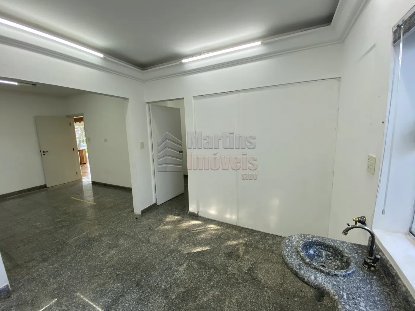 Alugar Comercial / Ponto Comercial em São João da Boa Vista R$ 8.000,00 - Foto 14