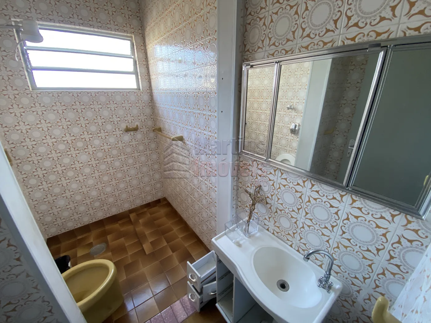 Alugar Casa / Padr&atilde;o em S&atilde;o Jo&atilde;o da Boa Vista R$ 3.000,00 - Foto 9