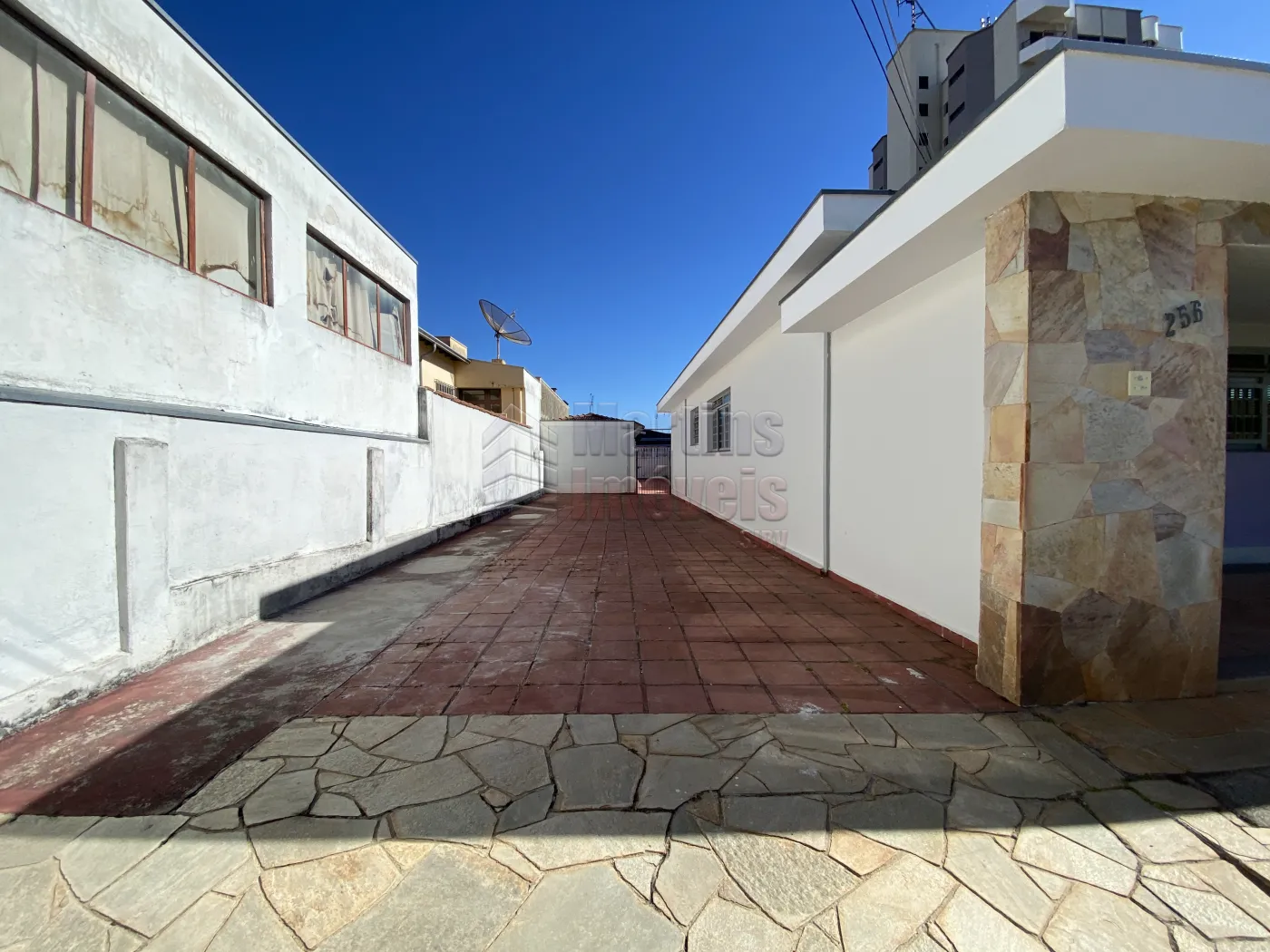 Alugar Casa / Padr&atilde;o em S&atilde;o Jo&atilde;o da Boa Vista R$ 3.000,00 - Foto 11