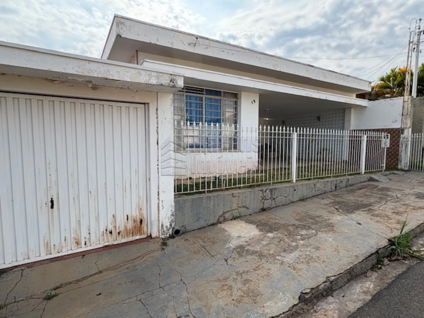 Comprar Casa / Padrão em São João da Boa Vista R$ 500.000,00 - Foto 1