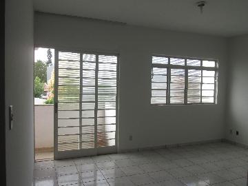 Alugar Apartamento / Sobreloja em São João da Boa Vista R$ 1.200,00 - Foto 2