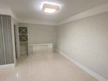Alugar Apartamento / Padrão em São João da Boa Vista R$ 1.850,00 - Foto 2