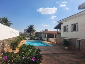 Alugar Casa / Padrão em São João da Boa Vista. apenas R$ 1.500.000,00