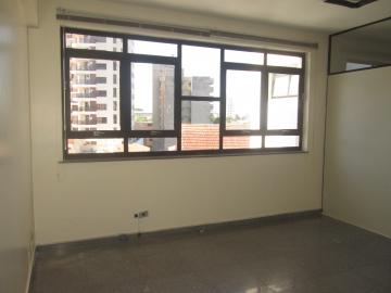 Alugar Comercial / Sala Escritório em Condomínio em São João da Boa Vista R$ 1.000,00 - Foto 4