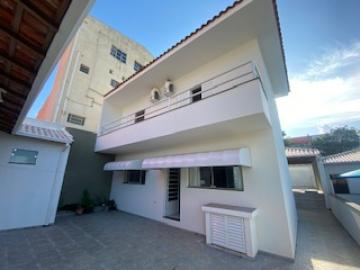 Alugar Casa / Padrão em São João da Boa Vista. apenas R$ 1.500.000,00