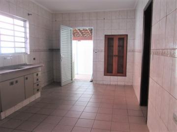 Alugar Casa / Padrão em São João da Boa Vista R$ 1.300,00 - Foto 9