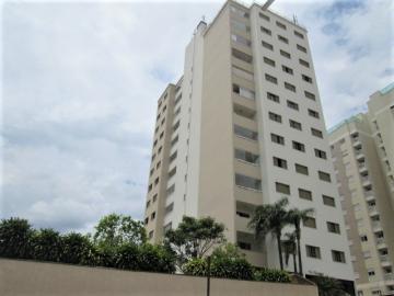 Apartamento / Padrão em São João da Boa Vista 