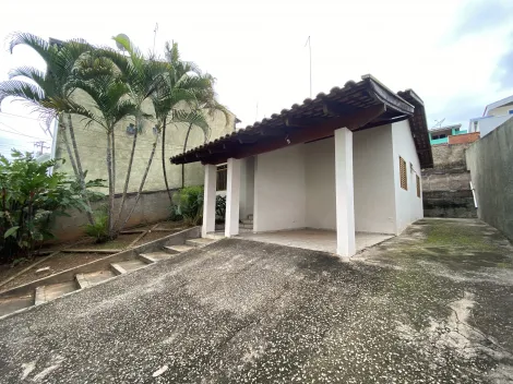 Alugar Casa / Padrão em São João da Boa Vista R$ 1.700,00 - Foto 3