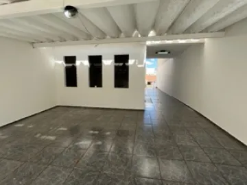 Alugar Casa / Padrão em São João da Boa Vista R$ 2.000,00 - Foto 2