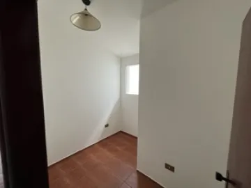 Alugar Casa / Padrão em São João da Boa Vista R$ 2.000,00 - Foto 14