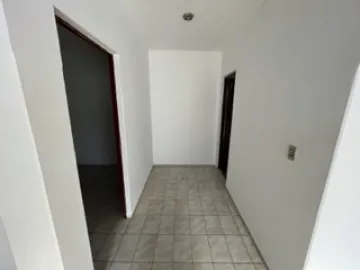 Alugar Casa / Padrão em São João da Boa Vista R$ 2.000,00 - Foto 23