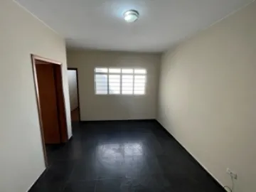 Alugar Apartamento / Sobreloja em São João da Boa Vista R$ 2.000,00 - Foto 5