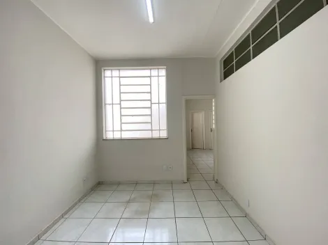Alugar Comercial / Sala Escritório independente em São João da Boa Vista R$ 800,00 - Foto 3